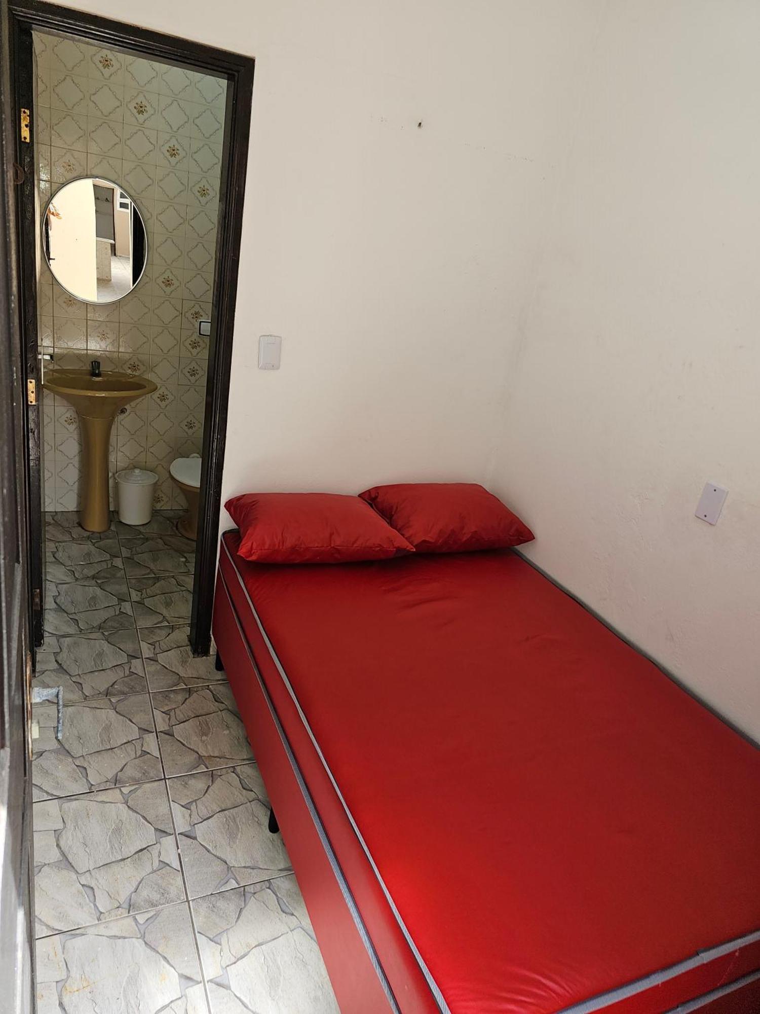 Casa Maravilhosa E Ampla Pe Na Areia Com Piscina, Area Gourmet Com Churrasqueira Em Deck Coberto Frente A Piscina, 4 Quartos Confortaveis E Espacosos, Sendo 2 Suites, Cozinha Americana E Sala De Jantar, Ampla Garagem Para 6 Carros - Mercado Na Rua Da Praia Grande  Exterior photo